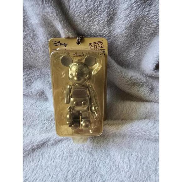 2005 D-HYP Future Mickey Retro Kubrick Silver Medicom 3” Action Figure Japan - Picture 1 of 9